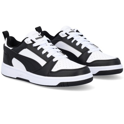 Sapatilhas Puma brancas com pormenores pretos e sola branca