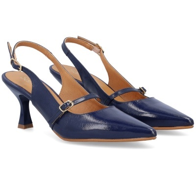 Sapatos slingback de pele verniz azul com tacão alto fino e biqueira pontiaguda