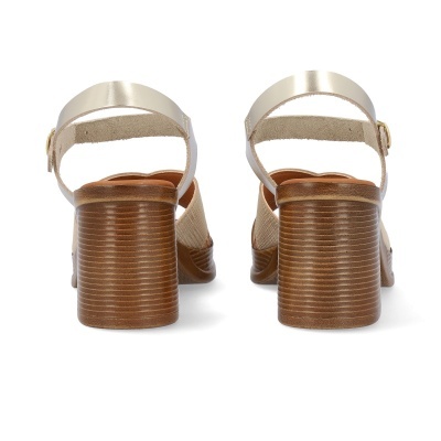 Sandálias femininas com salto largo de madeira e tiras douradas