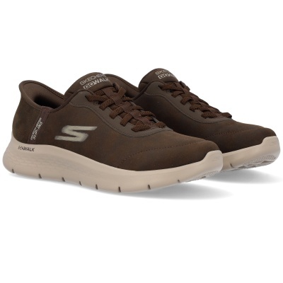 Ténis Skechers GOWALK castanhos com sola branca e logótipos visíveis