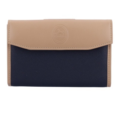 Carteira bege com tecido azul escuro e logotipo em relevo