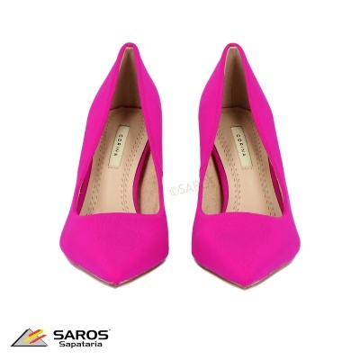 Sapatos de salto alto rosa fluorescente com bico fino e interior bege