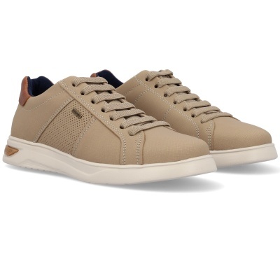 Ténis casuais beges com sola branca e detalhe castanho na parte traseira