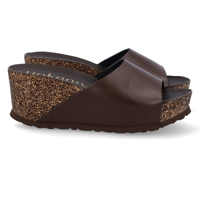 Sandálias de cunha castanhas em pele com sola em cortiça