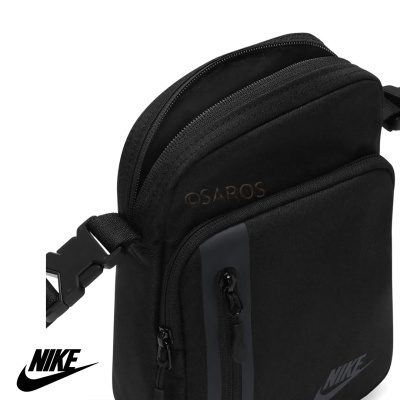 Bolsa preta pequena com logótipos Nike e OSAROS