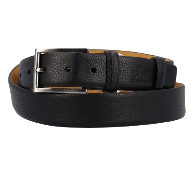 cinto de couro preto com fivela metálica prateada