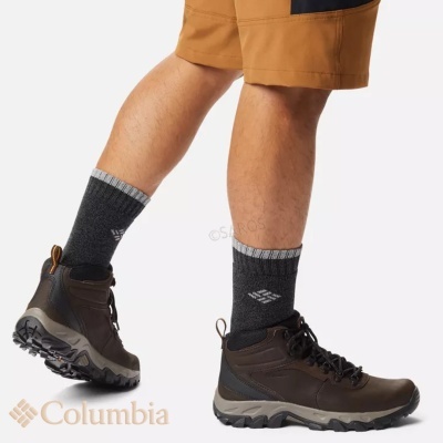 Botas de caminhada Columbia castanhas com sola preta e detalhes cinzentos