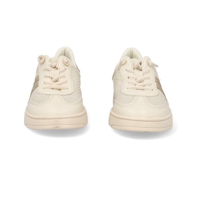 Par de sapatos desportivos creme com textura em malha e atacadores