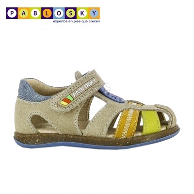 Sandália de camurça bege para criança com velcro e detalhes amarelo, verde e azul