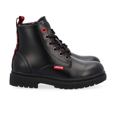 Botas pretas de couro Levis com atacadores vermelhos e pretos e sola robusta preta