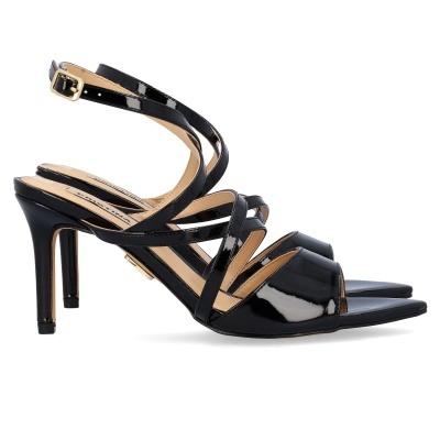 Sandálias de salto alto pretas em verniz com tiras finas entrelaçadas