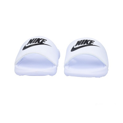 Chinelos Nike brancos com logo preto