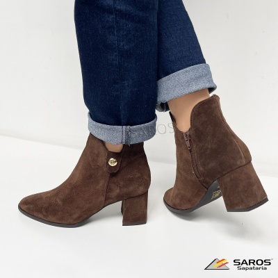 Botas de senhora castanhas em camurça com salto quadrado