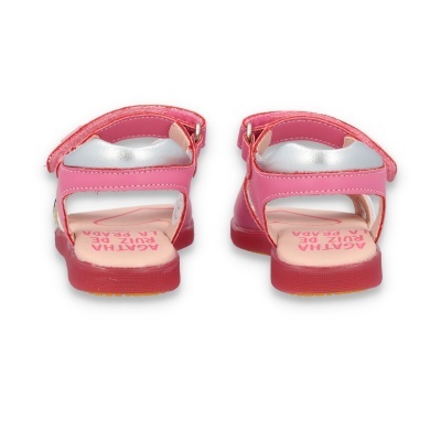 Sandálias infantis rosa com velcro e sola vermelha, vista traseira
