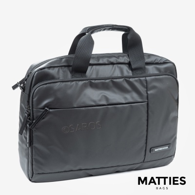 Mala preta da marca MATTIES BAGS com alças de mão e fecho de correr