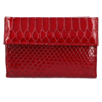 Carteira vermelha com padrão de pele de cobra e fecho de aba
