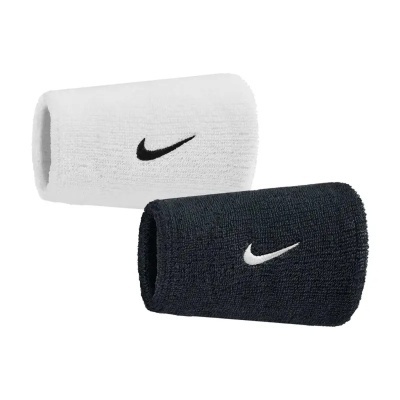 Duas pulseiras desportivas Nike, branca e preta, em tecido de felpa