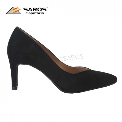 Scarpin feminino preto em camurça com salto médio e bico fino