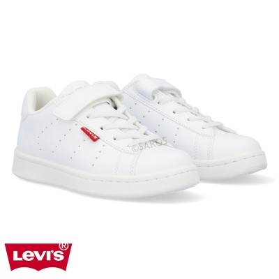 Ténis brancos Levi's com etiqueta vermelha lateral