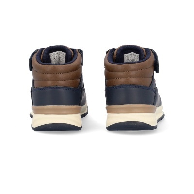 Ténis tipo botim azul escuro e castanho vista traseira