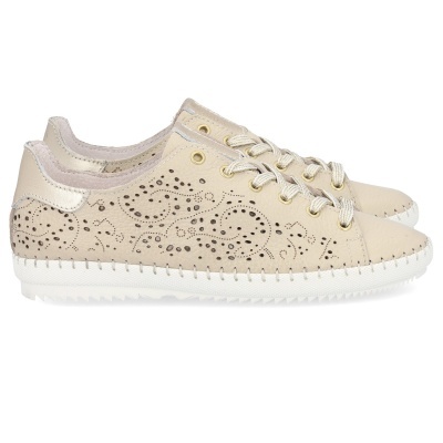 Ténis femininos bege com padrão perfurado e detalhe metalizado no calcanhar
