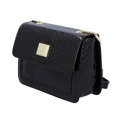 Mala pequena preta com padrão pele de crocodilo e detalhes dourados