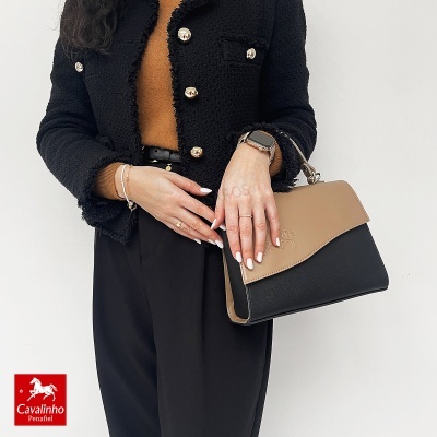 Mala de mão Cavalinho bicolor preto e castanho com logo de cavalo