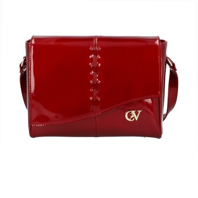 Mala de senhora em verniz vermelho com detalhes dourados