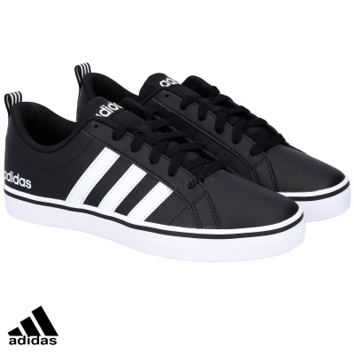 Sapatilhas Adidas pretas com riscas brancas e sola branca