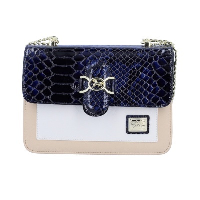 Mala de senhora azul escura com padrão de pele de cobra e alça dourada