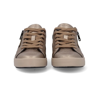 Ténis metálicos bronze com cadarços castanhos e sola bege
