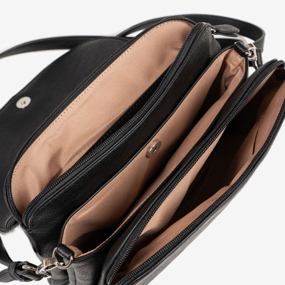 Bolsa preta com interior bege e vários compartimentos