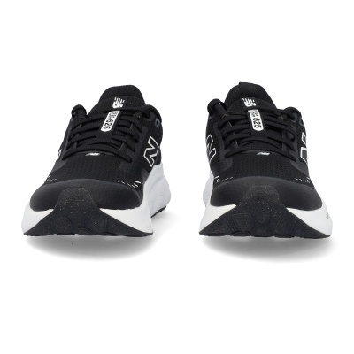 Sapatilhas New Balance Fresh Foam 625 pretas com sola branca