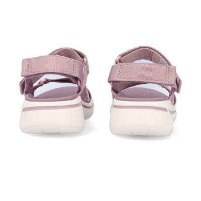 Par de sandálias desportivas rosa claro vistas de trás