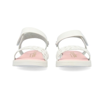 Sandálias brancas de crianças com tiras e fecho de velcro