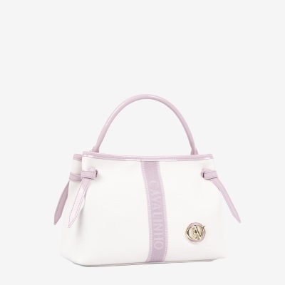 Mala de mão branca e rosa claro com alça e emblema dourado