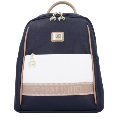 Mochila azul escuro com painel branco e detalhes bege, zíperes dourados e etiqueta metálica frontal