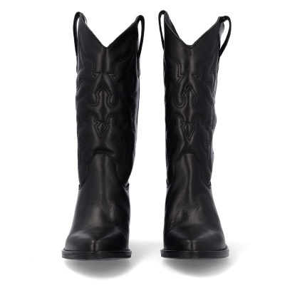 Botas de pele pretas com bordados e tiras