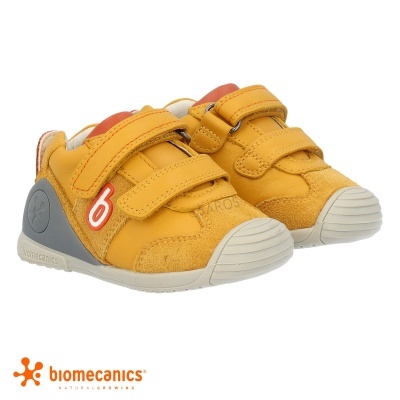 Sapatilhas infantis amarelas Biomecanics com fecho de velcro