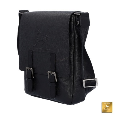 Mala de tiracolo preta em pele sintética com hebilhas prateadas e logótipo de cavalo em relevo