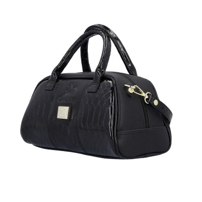 Mala de mão preta com texturas variadas e detalhes dourados