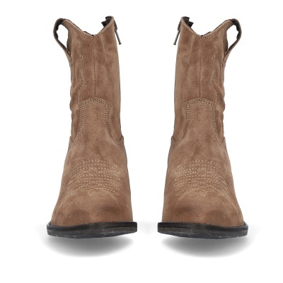 Botas castanhas de camurça com fecho de correr e sola preta