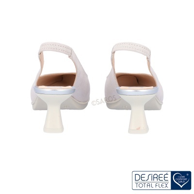 Sandálias bege claro com salto cónico branco e sola castanha vistas de trás