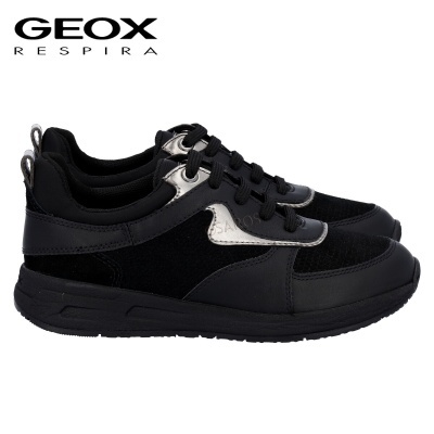 Tênis desportivo preto Geox com detalhes cinza e sola preta