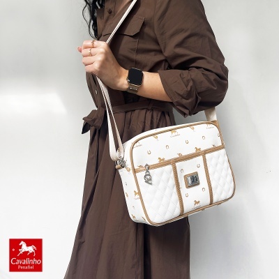 Mala branca e bege Cavalinho com cavalinhos castanhos e alça ajustável