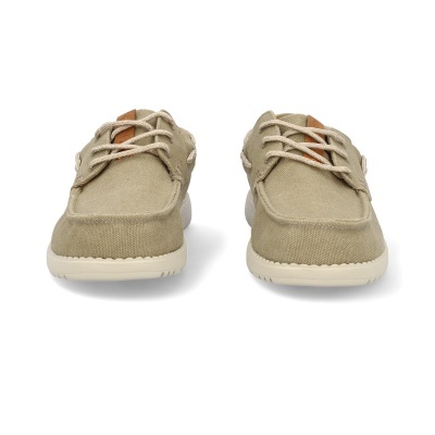 Sapatos mocassim bege com atacadores