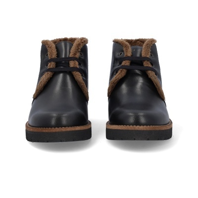 Botas pretas com pelo castanho no topo e atacadores pretos