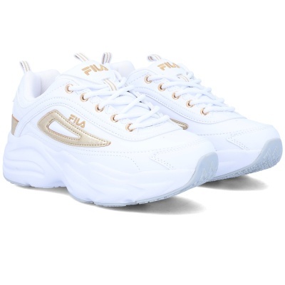 Ténis brancos com detalhes em dourado da marca FILA