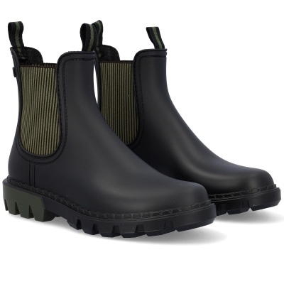 Botas Chelsea impermeáveis pretas com elásticos verdes e sola preta e verde