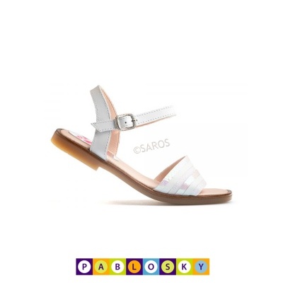 Sandália branca para criança com tiras e fivela prateada